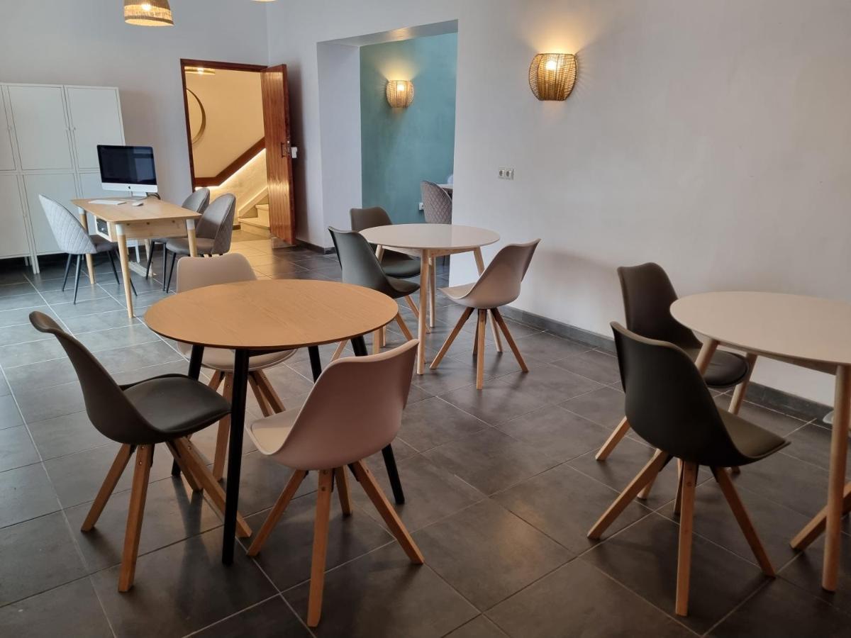 Хостел Compass House Лас-Пальмас-де-Гран-Канария Экстерьер фото