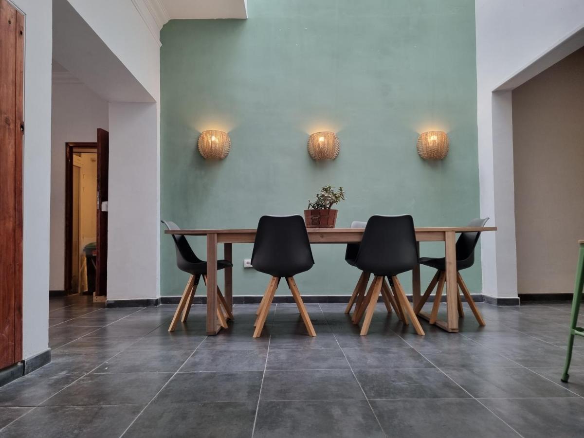 Хостел Compass House Лас-Пальмас-де-Гран-Канария Экстерьер фото